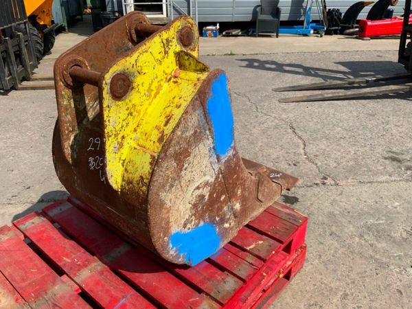 24" STRICKLAND BUCKET......45mm PINS.....23c 377219342