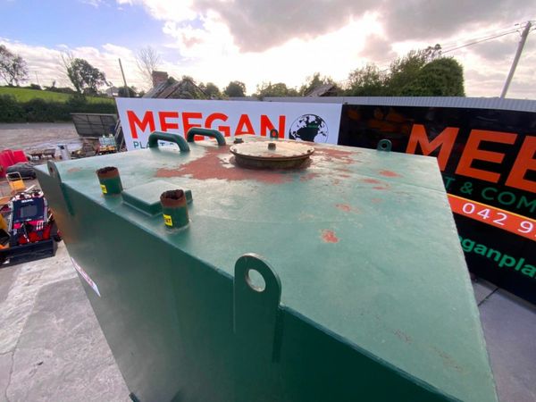 10000lts waste  EFFLUENT STORAGE TANK.....4422.. 377219356