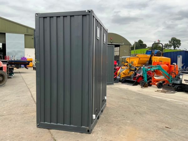 UNUSED DOUBLE CUBICLE TOILET POD.......1045m. 377219363