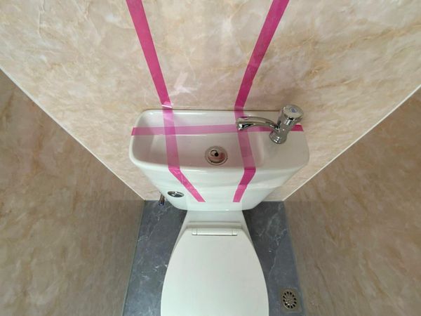 UNUSED DOUBLE CUBICLE TOILET POD.......1045m. 377219364