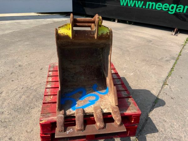 24" STRICKLAND BUCKET......45mm PINS.....23c 377219333