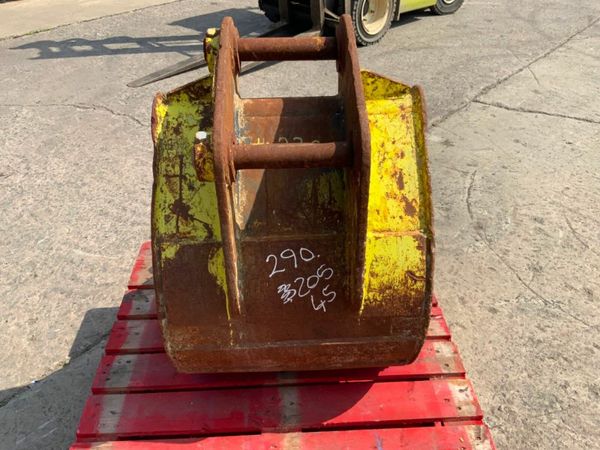 24" STRICKLAND BUCKET......45mm PINS.....23c 377219337