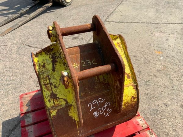 24" STRICKLAND BUCKET......45mm PINS.....23c 377219339