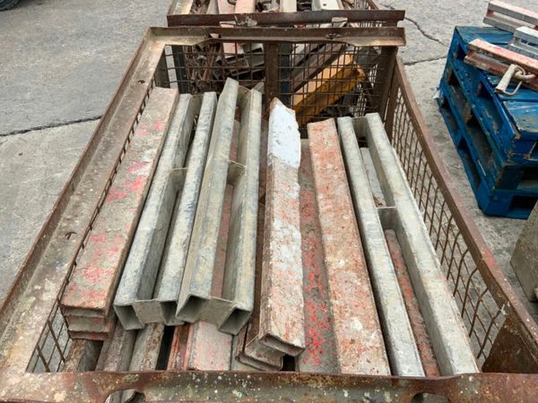 PERI SHUTTERING PANS / FORMWORK WALERS. 377219490