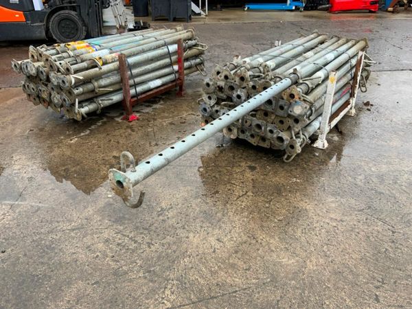 HEAVY GAUGE GALVANISED ACROW PROPS.....91c. 377219531