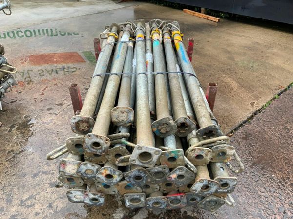 HEAVY GAUGE GALVANISED ACROW PROPS.....91c. 377219538