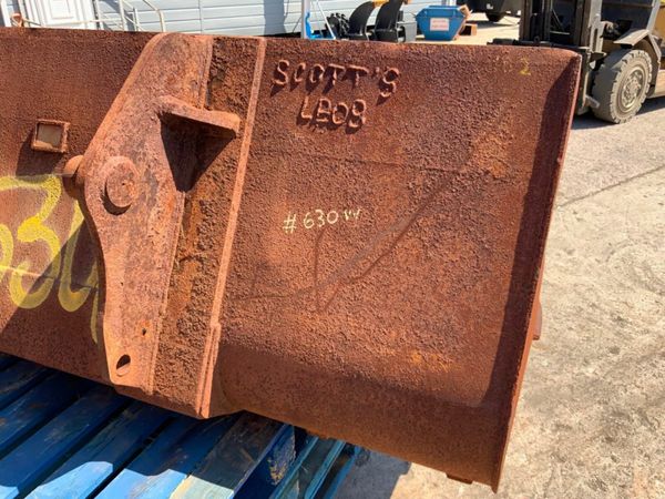 88" MANITOU TELEPORTER BUCKET.......630w. 377219614