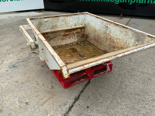 CONQUIP 500lts SELF TIPPING BOAT SKIP......636c. 377219703