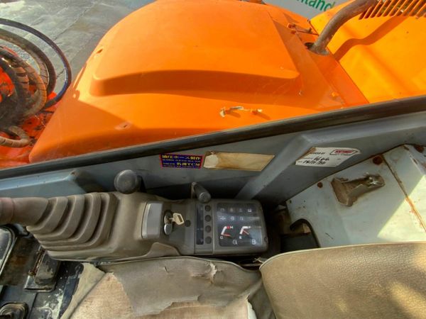 HITACHI Ex80u ...8 TON DIGGER EXCAVATOR...6667hrs. 377219843