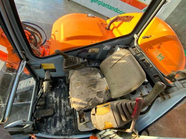 HITACHI Ex80u ...8 TON DIGGER EXCAVATOR...6667hrs. 377219846