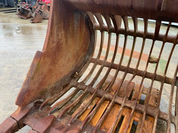 60" STRICKLAND RIDDLE BUCKET..100mm ...369 f 377219806