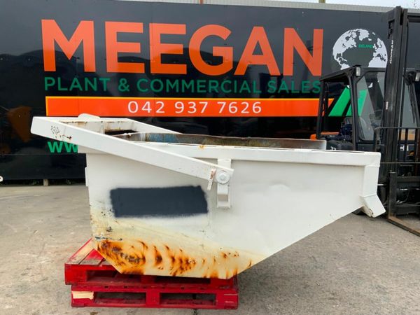 CONQUIP 1500lts SELF TIPPING BOAT SKIP.......158. 377219978