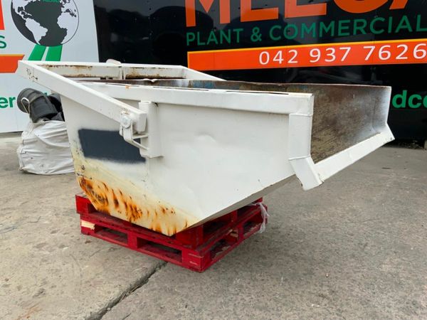 CONQUIP 1500lts SELF TIPPING BOAT SKIP.......158. 377219979