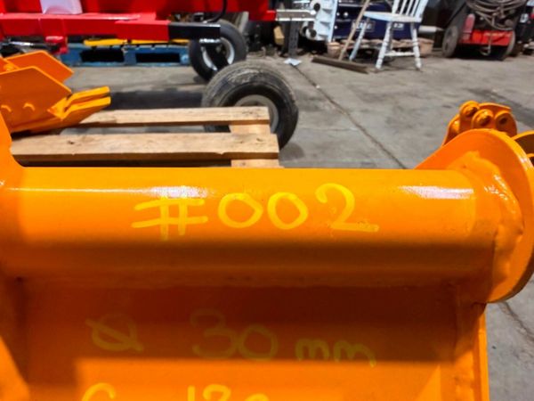 24" DIGGING BUCKET 30MM.....002 377220098