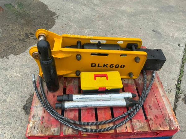 UNUSED BLK680 HAMMER...45mm PINS.........1759. 377220016