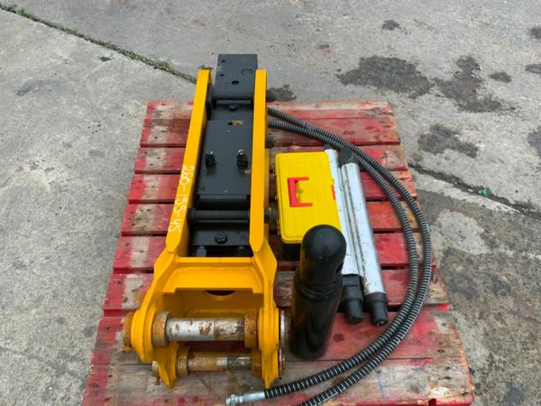 UNUSED BLK680 HAMMER...45mm PINS.........1759. 377220017