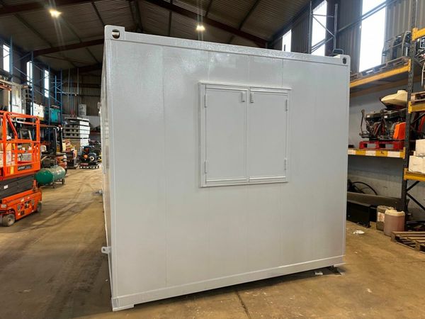 24 x 9 welfare unit  office toilet , canteen + 10 377220036