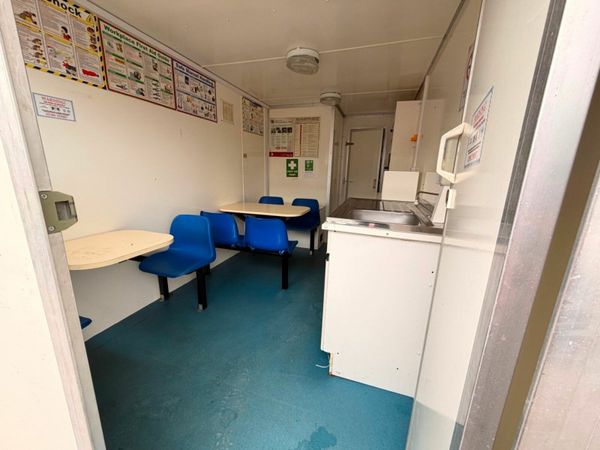 HOOK LOADER ...WELFARE UNIT , toilet and canteen. 377220183