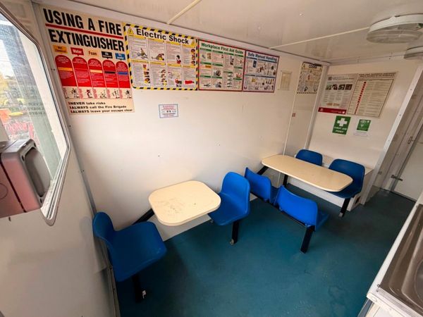 HOOK LOADER ...WELFARE UNIT , toilet and canteen. 377220185