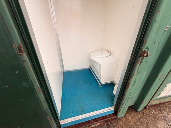 HOOK LOADER ...WELFARE UNIT , toilet and canteen. 377220198