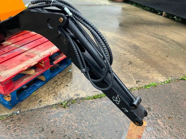 SKID STEER BACK ACTOR  / DIGGER JIB........ 377220277