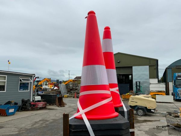 UNUSED TRAFFIC SAFETY CONES......3732. 377220346