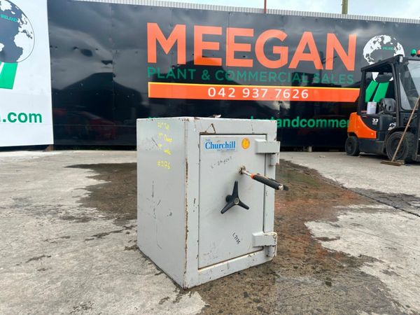 CHURCHILL SAFE COMPANY ...MONEY SAFE...2176 377220394