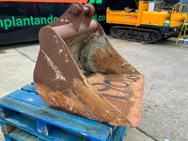 36" DIGGING BUCKET......50mm PINS.....190w. 377220482