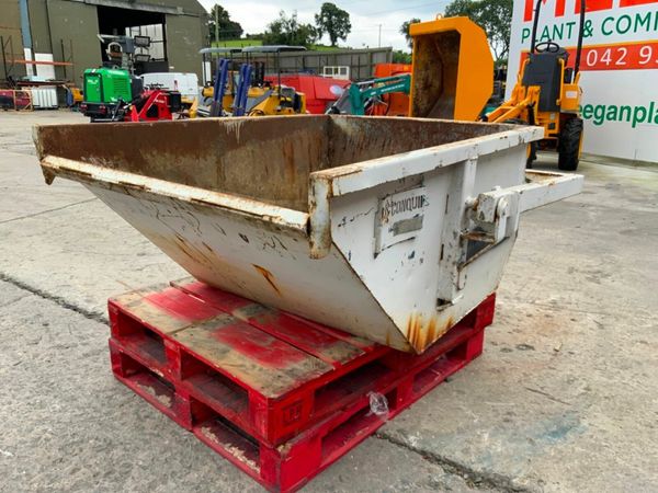 750lts CONQUIP SELF TIPPING CRANE SKIP.....837c. 377220491
