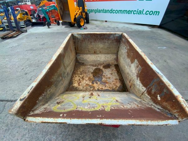 750lts CONQUIP SELF TIPPING CRANE SKIP.....837c. 377220494