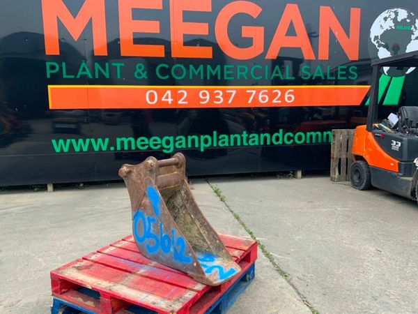 12" DIGGING BUCKET.....50mm PIN.........05612. 377220409