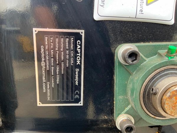 MINI SKID STEER ROAD BRUSH / SWEEPER....1212w. 377220591