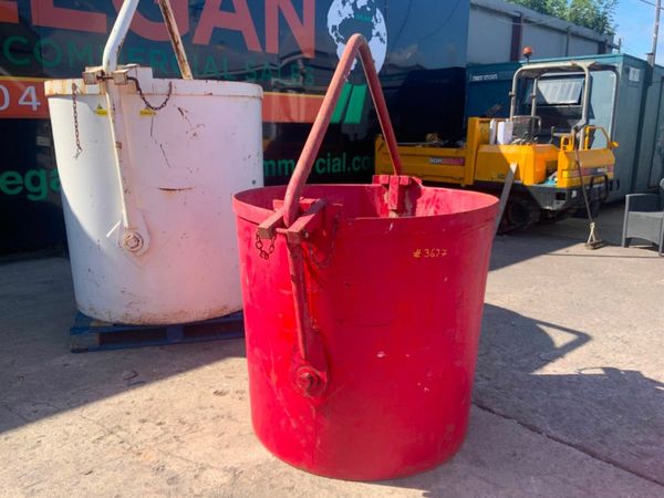 1000 lts SELF TIPPING CIRCULAR SKIP.........3627-3 377220599