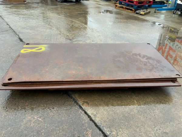 ASSORTED TRENCH COVER / ROAD PLATES....4324. 377220781
