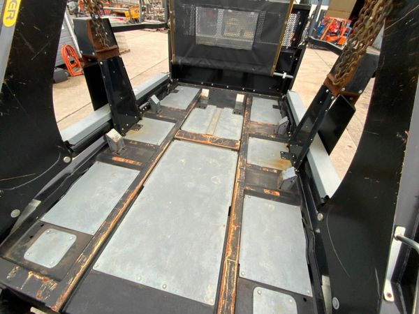 Iveco Eurocargo PALFINGER WIRELESS REMOTE CHAINLIF 377220866