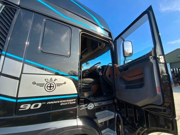 DAF XF 90th ANNIVERSARY EDITION 377220954