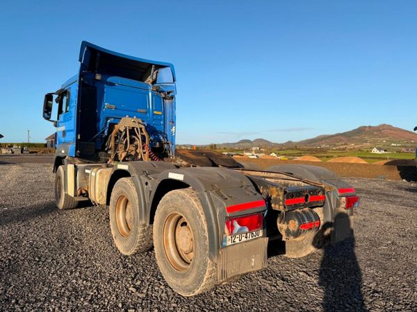 Man TGS 440 HP ...DOUBLE DRIVE.. MANUAL.....630 377220983