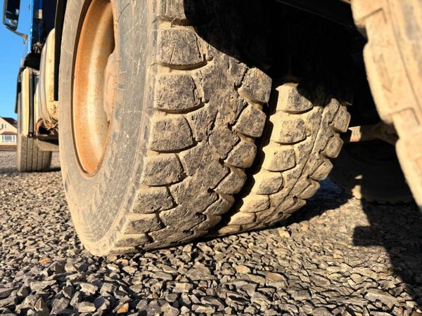 Man TGS 440 HP ...DOUBLE DRIVE.. MANUAL.....630 377220990