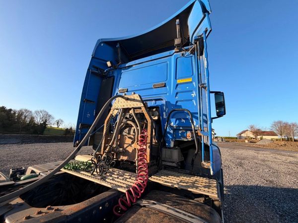 Man TGS 440 HP ...DOUBLE DRIVE.. MANUAL.....630 377220996