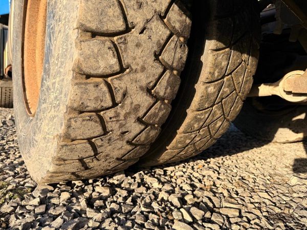 Man TGS 440 HP ....DOUBLE DRIVE ...MANUAL ...393 377220914