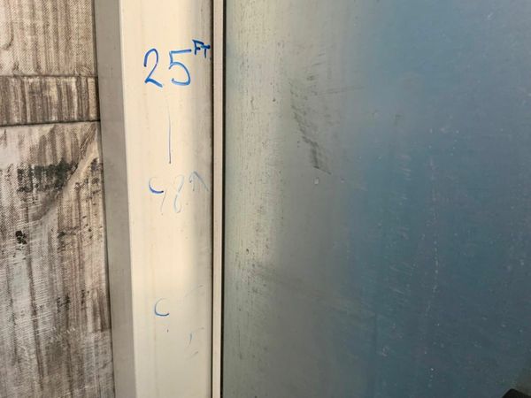 2021 DONBUR DEMOUNTABLE CURTAIN BODY....1082. 377221044