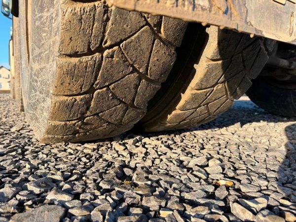 Man TGS 440 HP ...DOUBLE DRIVE ...MANUAL....629 377221068