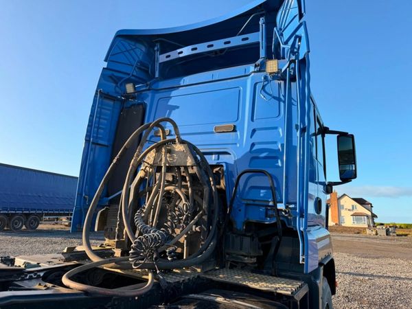 Man TGS 440 HP ...DOUBLE DRIVE ...MANUAL....629 377221086