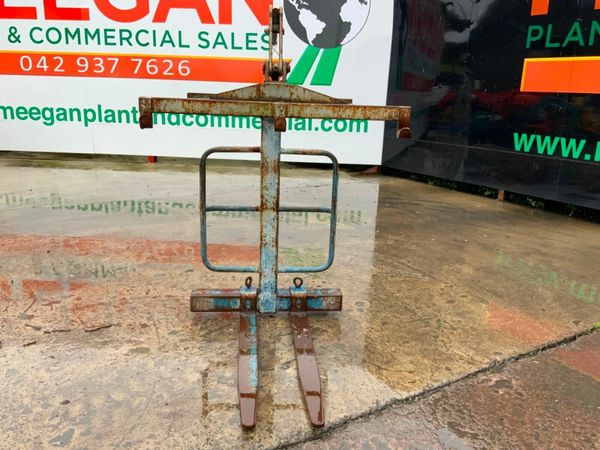 SELF LEVELLING PALLET FORKS....HIAB....212-1. 377221092