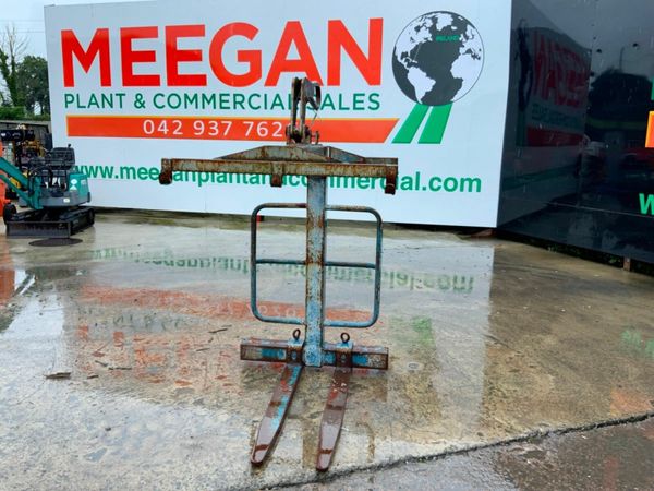 SELF LEVELLING PALLET FORKS....HIAB....212-1. 377221095