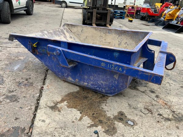 1000lts SELF TIPPING BOAT SKIP......1126a. 377221011