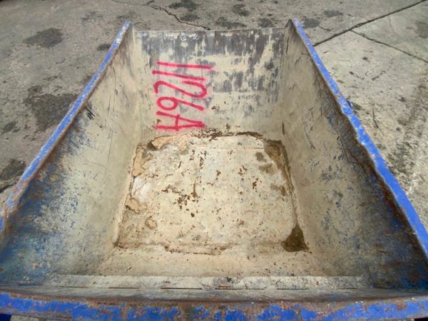 1000lts SELF TIPPING BOAT SKIP......1126a. 377221020