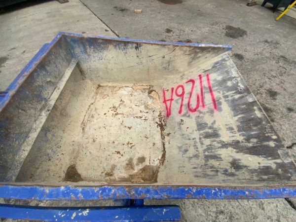 1000lts SELF TIPPING BOAT SKIP......1126a. 377221021