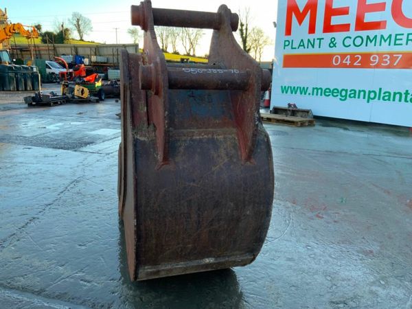 36"  DIGGING BUCKET.......90mm PINS.........#95.. 377221279