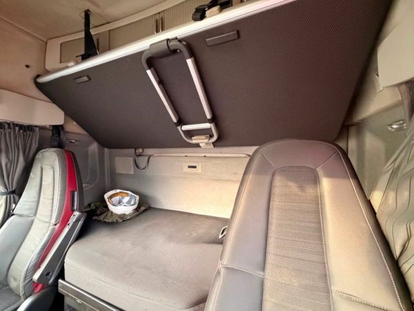 Volvo FH 2017 FH 460 EURO 6 ,  6 X 2 377221210